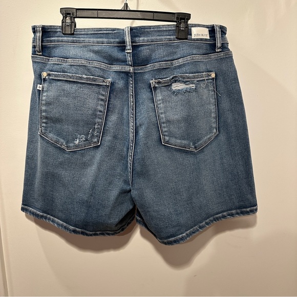 Judy Blue - Blue Jean Shorts with Distressed Look - Worn Once 3X - Picture 6 of 9